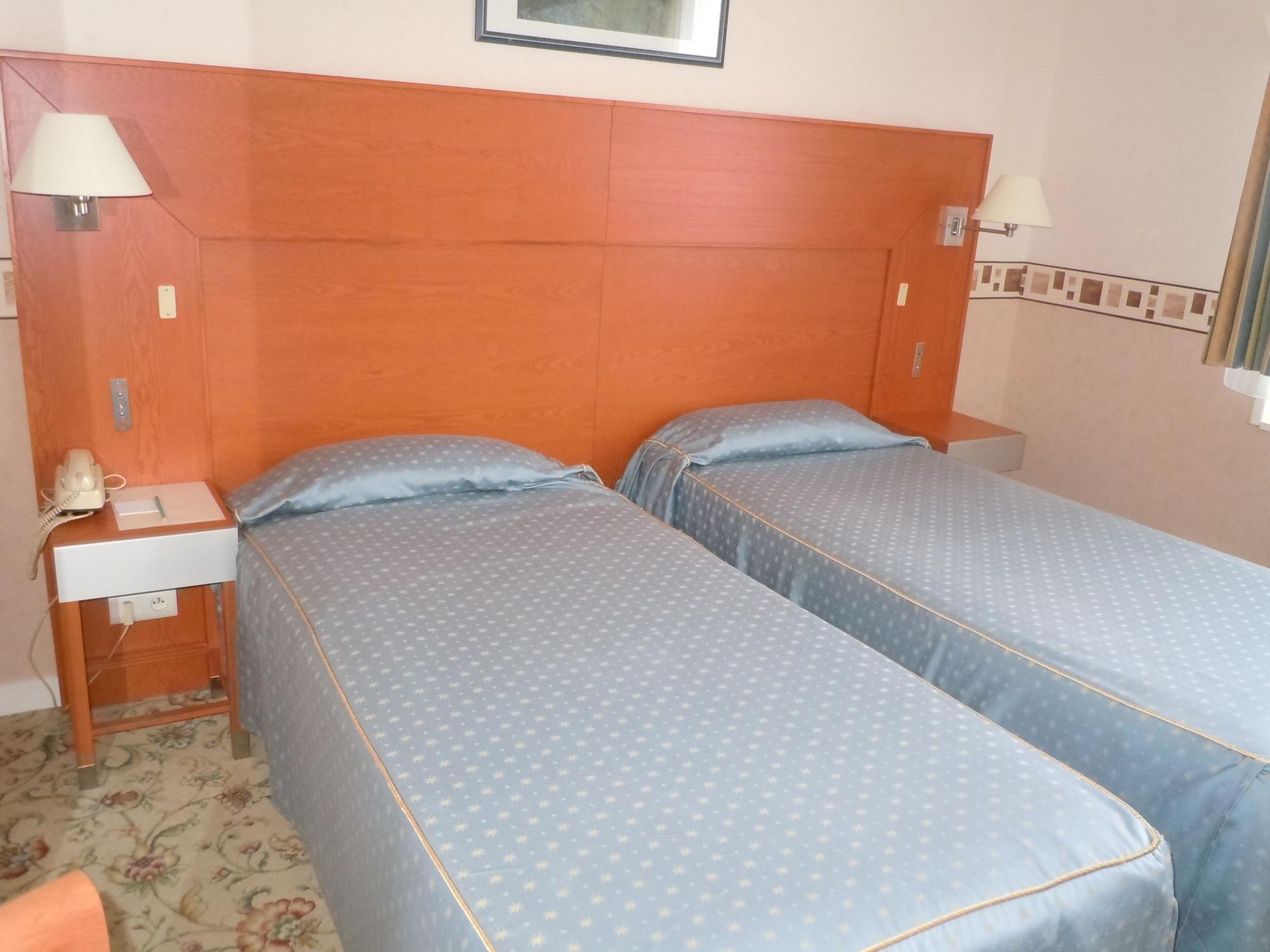 Hotel Restaurant Le Bellevue Montrichard 3 Etoiles מונרישאר מראה חיצוני תמונה