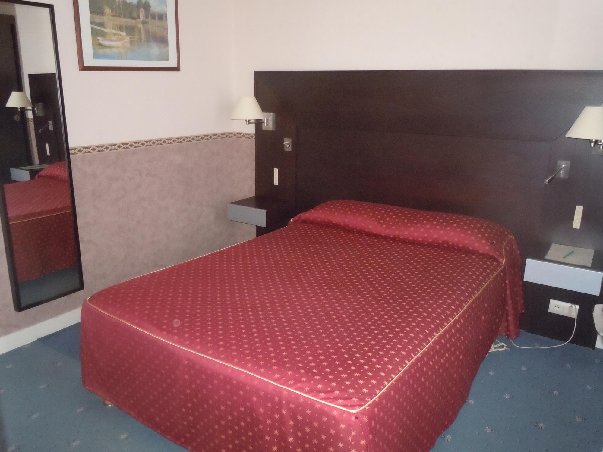 Hotel Restaurant Le Bellevue Montrichard 3 Etoiles מונרישאר מראה חיצוני תמונה