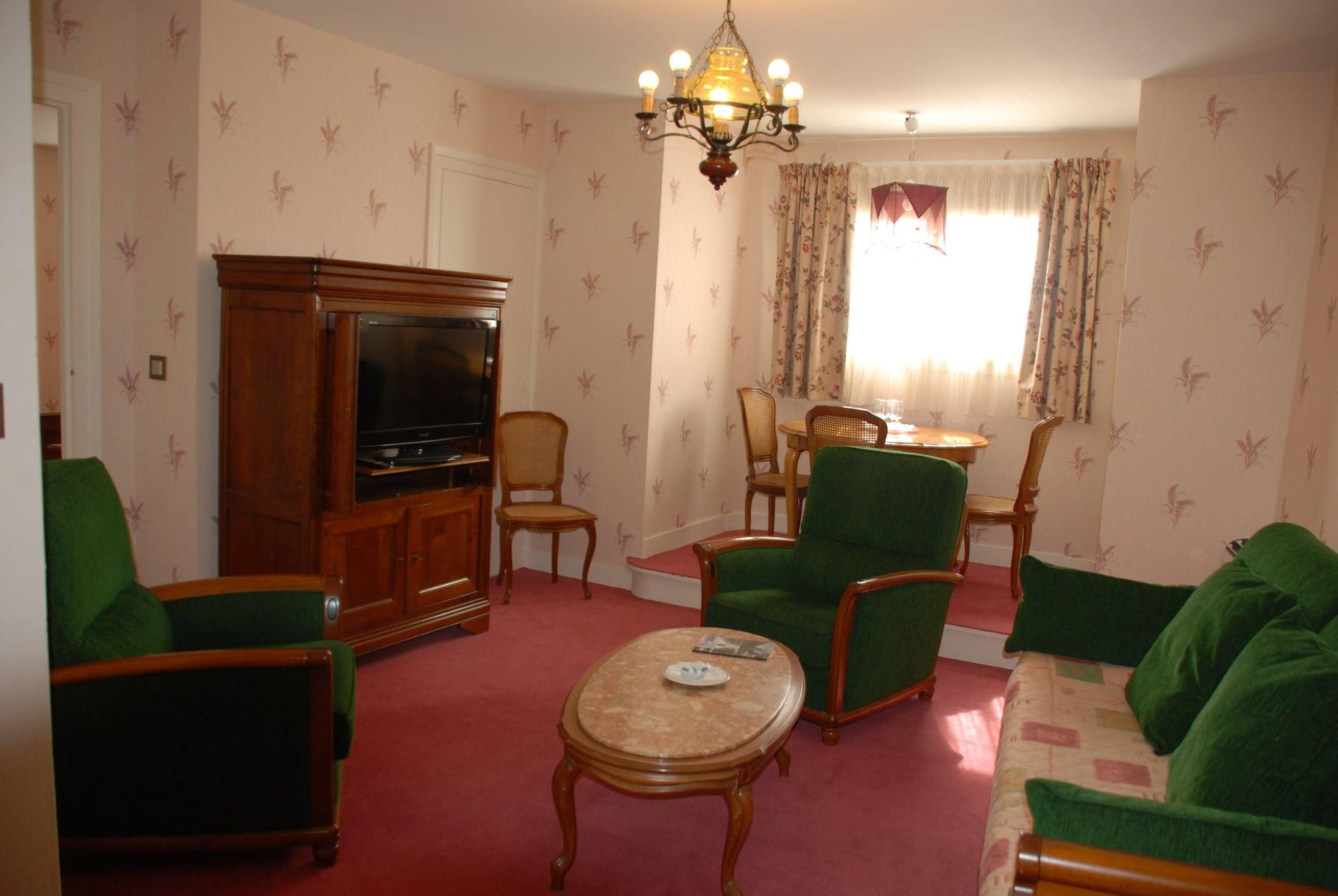 Hotel Restaurant Le Bellevue Montrichard 3 Etoiles מונרישאר מראה חיצוני תמונה