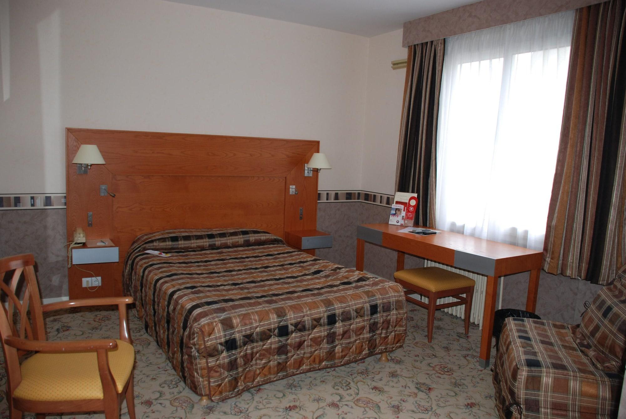 Hotel Restaurant Le Bellevue Montrichard 3 Etoiles מונרישאר מראה חיצוני תמונה