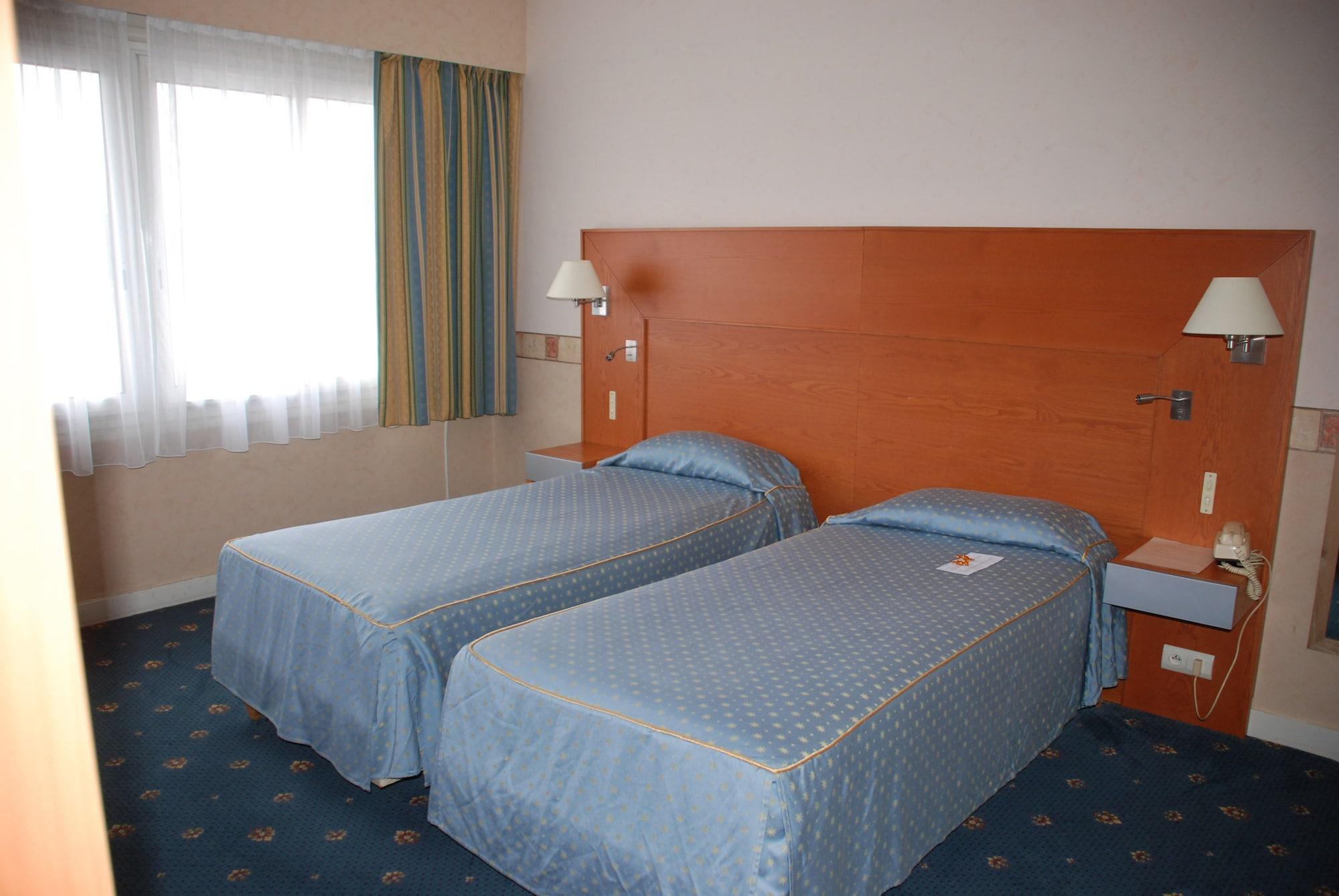 Hotel Restaurant Le Bellevue Montrichard 3 Etoiles מונרישאר מראה חיצוני תמונה