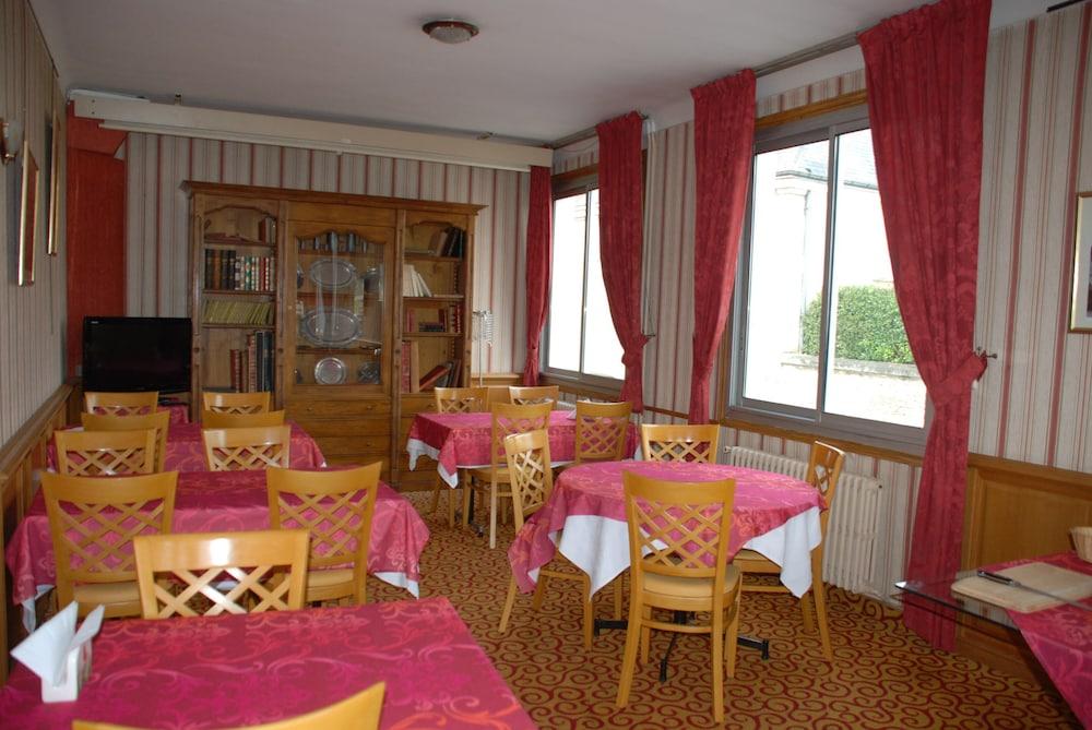 Hotel Restaurant Le Bellevue Montrichard 3 Etoiles מונרישאר מראה חיצוני תמונה