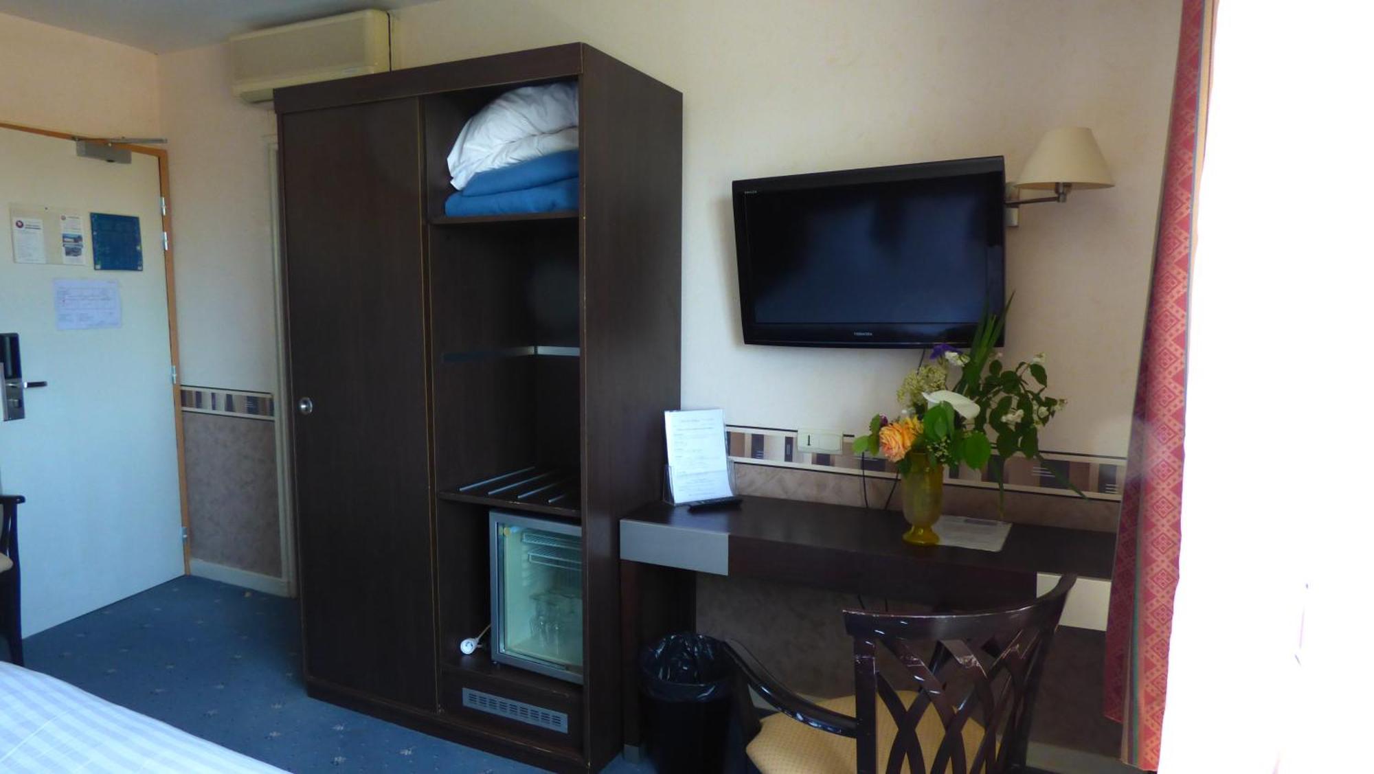 Hotel Restaurant Le Bellevue Montrichard 3 Etoiles מונרישאר מראה חיצוני תמונה