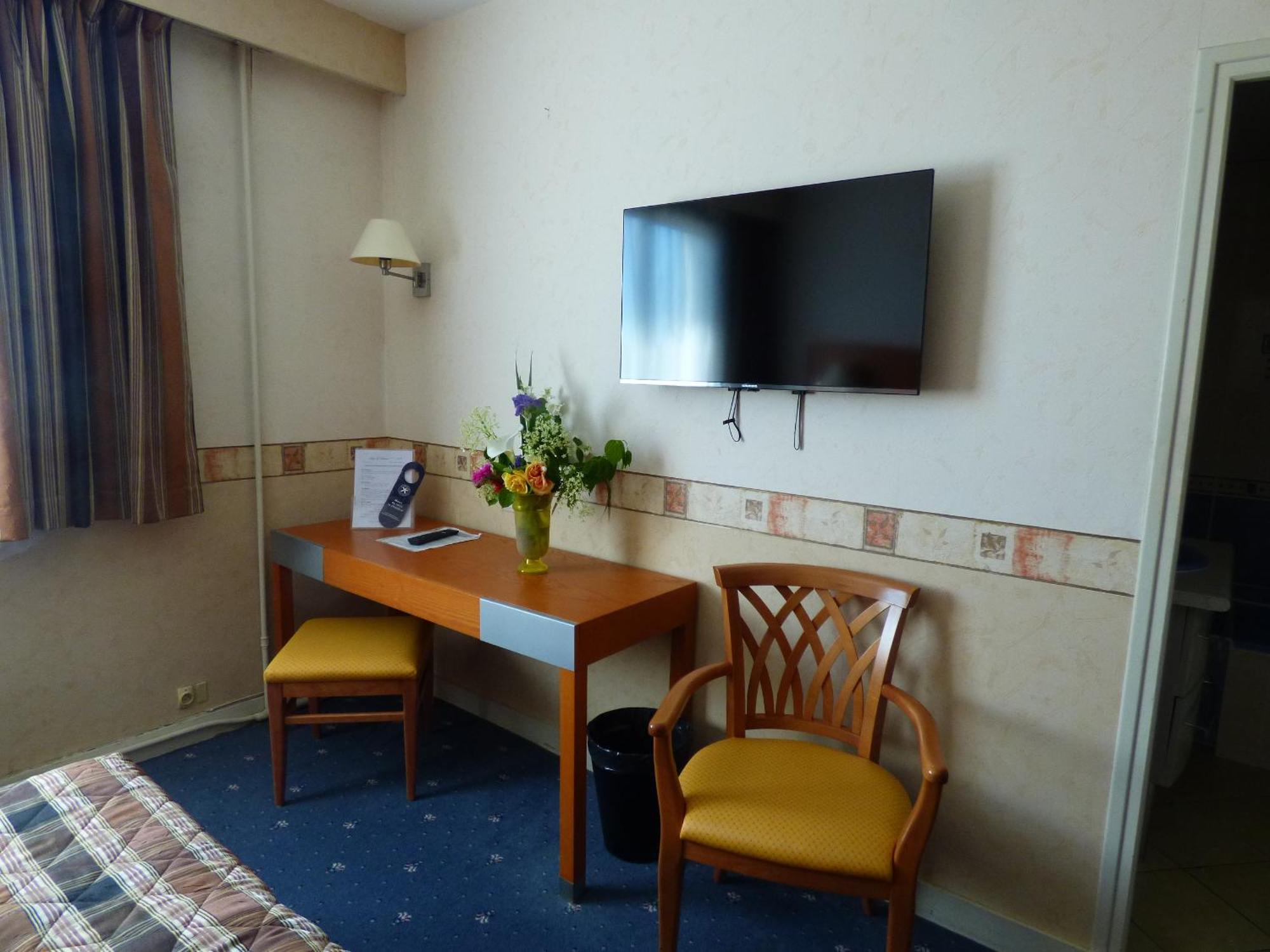 Hotel Restaurant Le Bellevue Montrichard 3 Etoiles מונרישאר מראה חיצוני תמונה