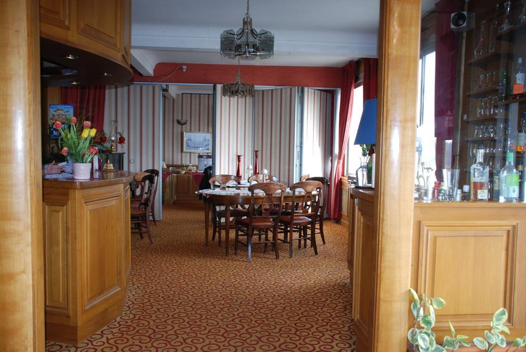 Hotel Restaurant Le Bellevue Montrichard 3 Etoiles מונרישאר מראה חיצוני תמונה