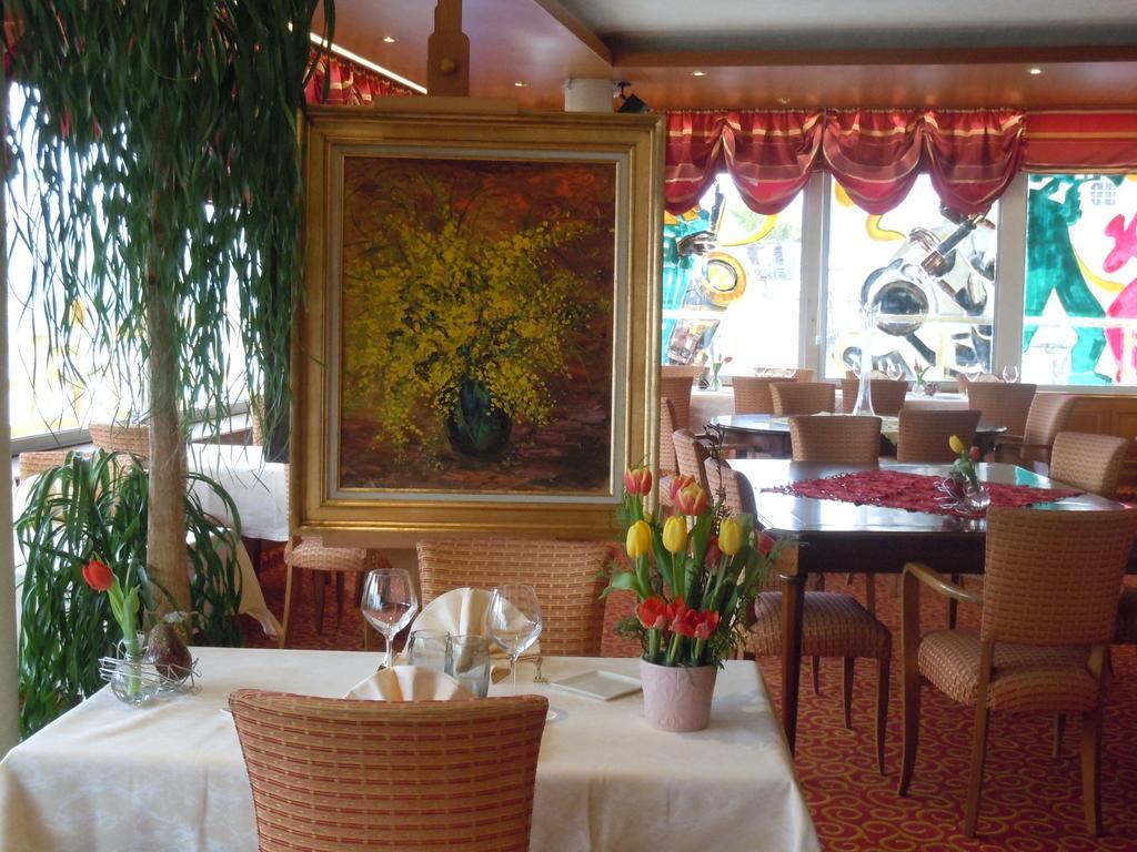 Hotel Restaurant Le Bellevue Montrichard 3 Etoiles מונרישאר מראה חיצוני תמונה